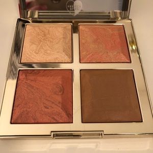 NIB BECCA x Khloé & Malika Bronzing Palette